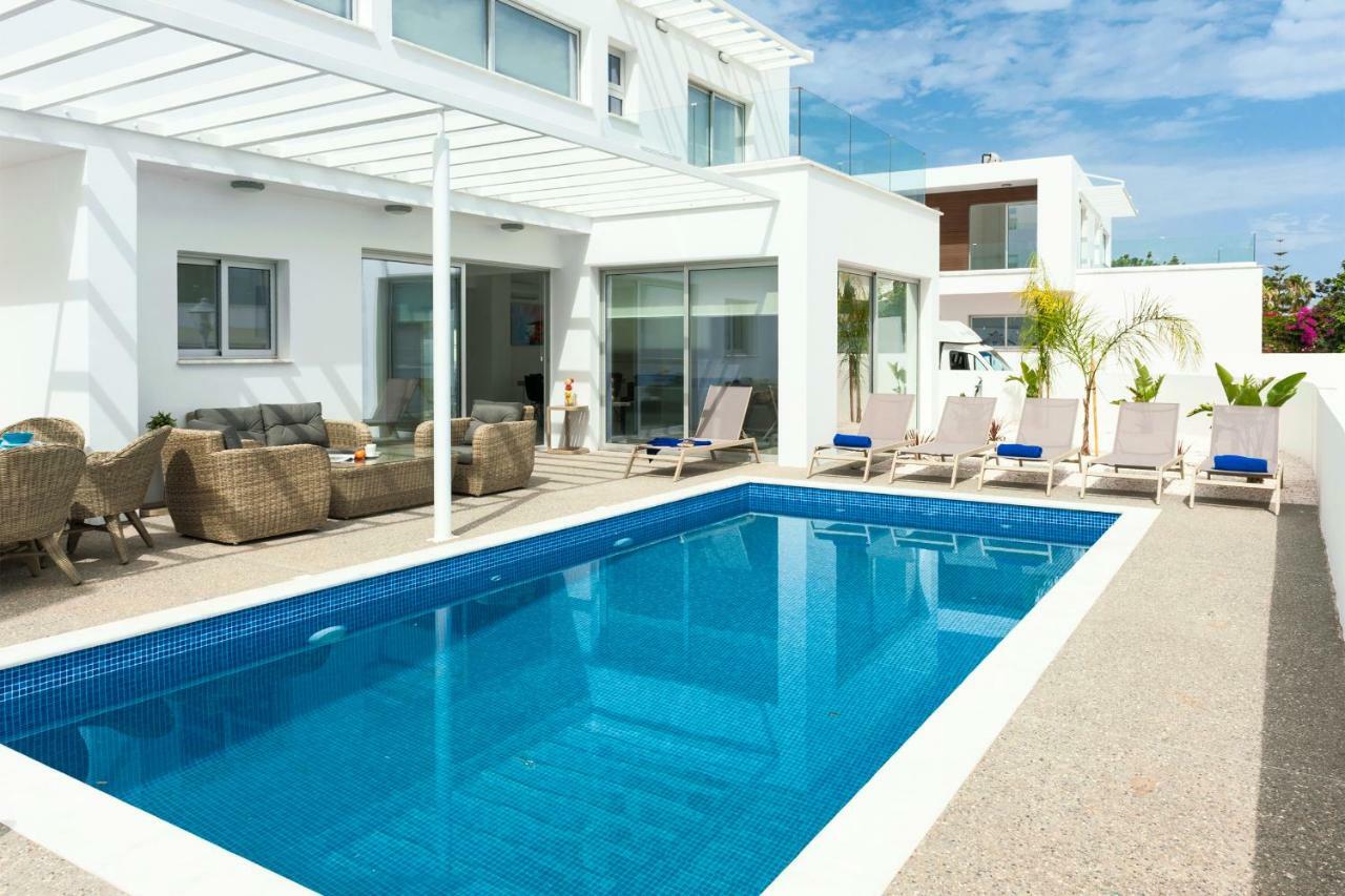 Villa Roberta Ayia Napa Eksteriør billede