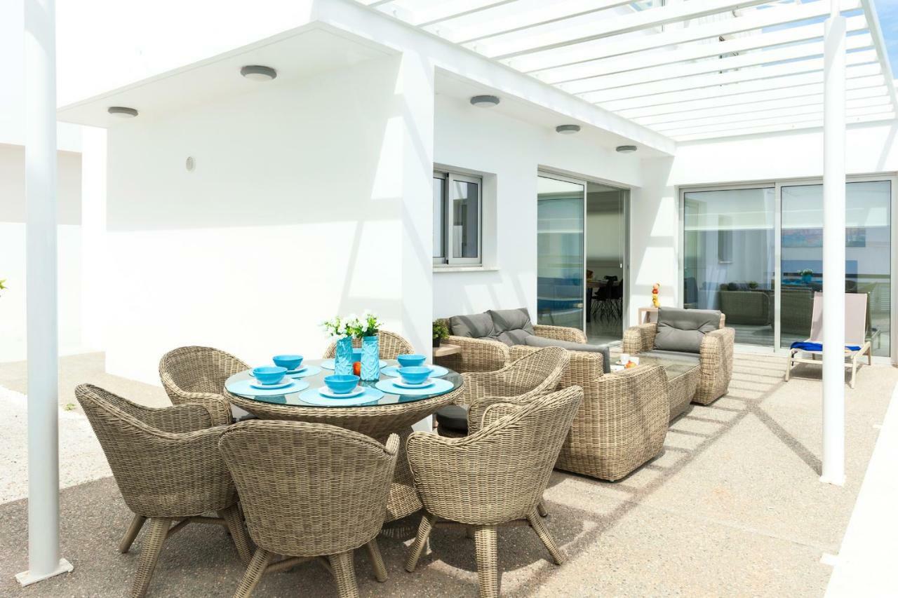 Villa Roberta Ayia Napa Eksteriør billede