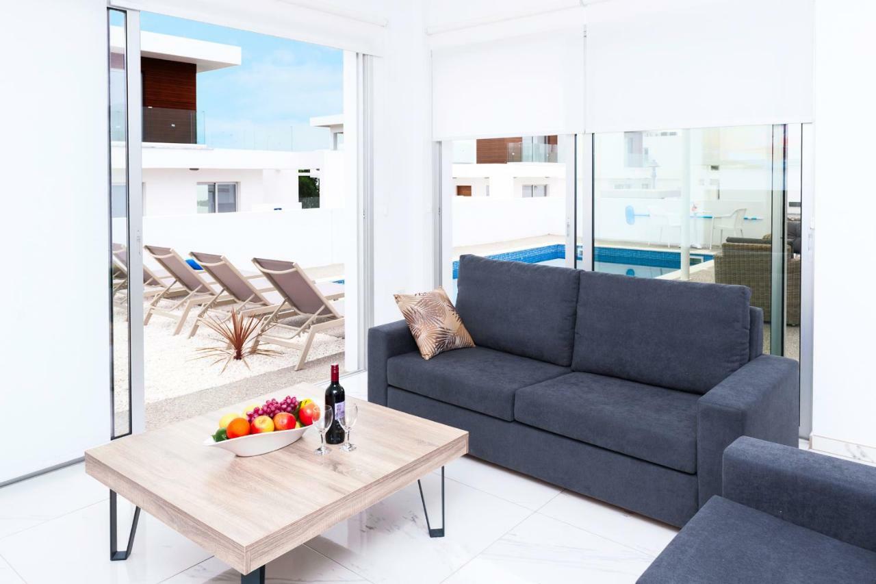 Villa Roberta Ayia Napa Eksteriør billede